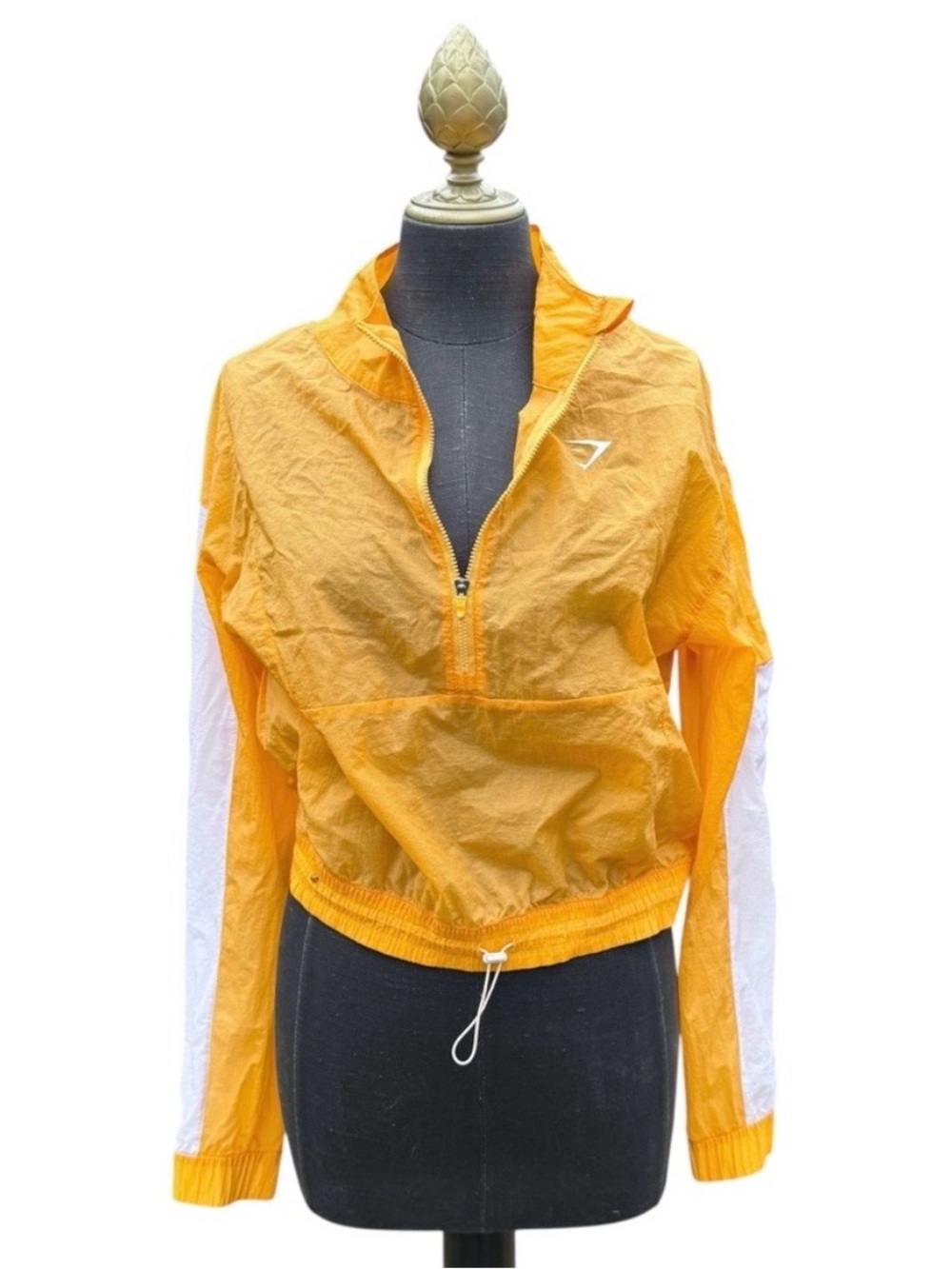 Gymshark Jacket Windbreaker
Pullover Orange White Half Zip Cinched Waist Medium